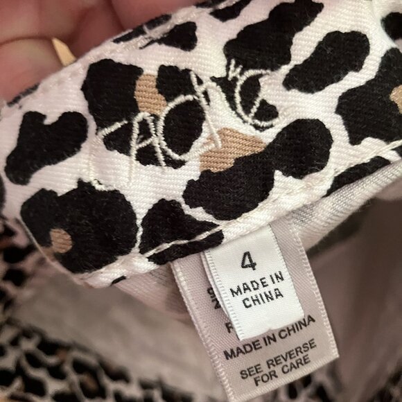 Cashe Leopard Print Skinny Pants Size 4 Women's - Picture 2 of 5